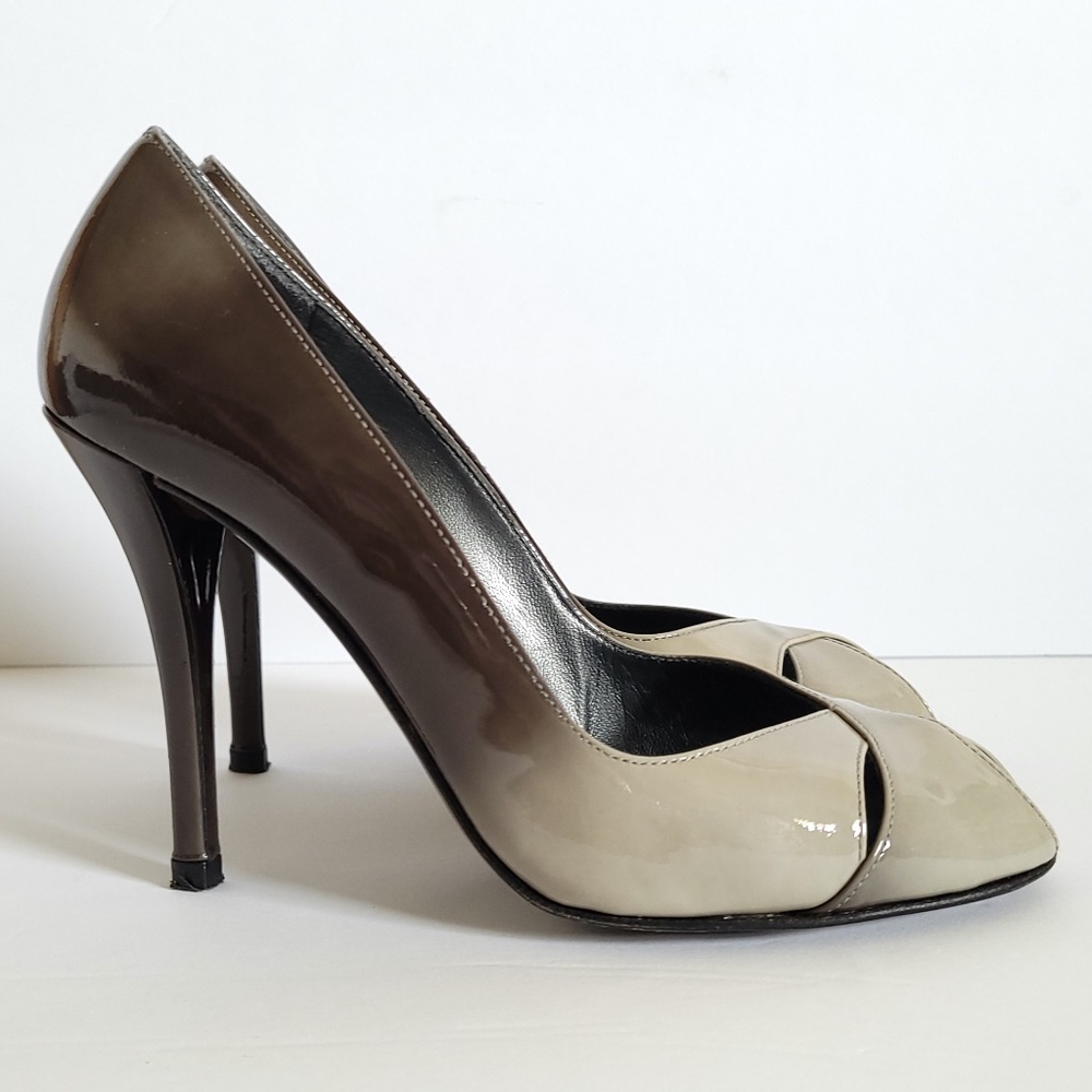 Stuart Weitzman 3.5" Patent Gradient Heels